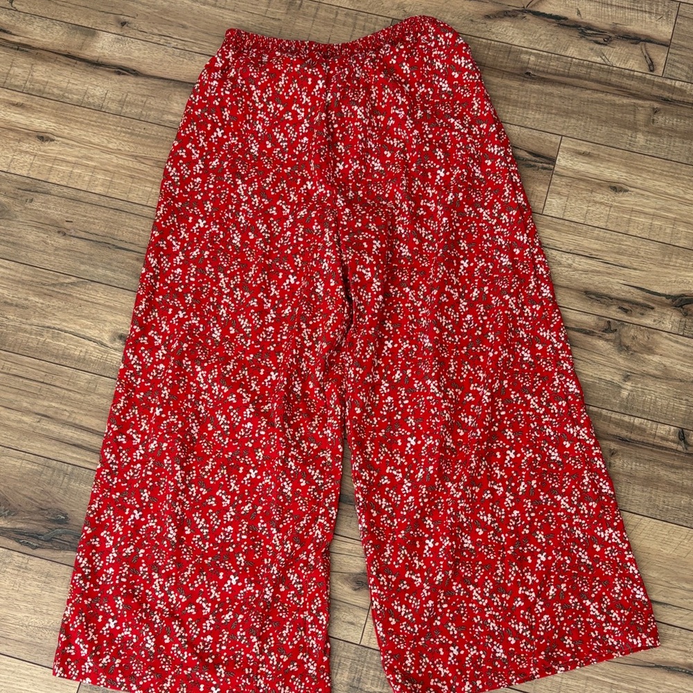 Maternity Red Floral Wide-Leg Pants - Picture 2 of 6